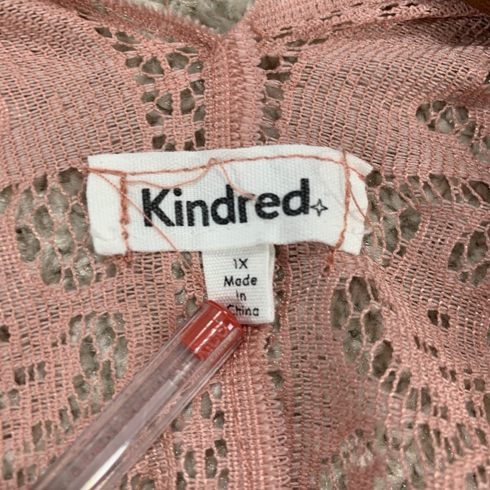 Kindred Anthropologie Pink Lace Shawl 1x Poncho Fringe Coquette Fairycore Boho - Picture 4 of 5